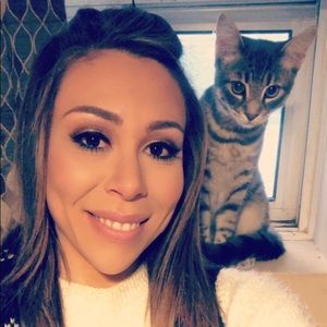 Meet your Posher, Tina